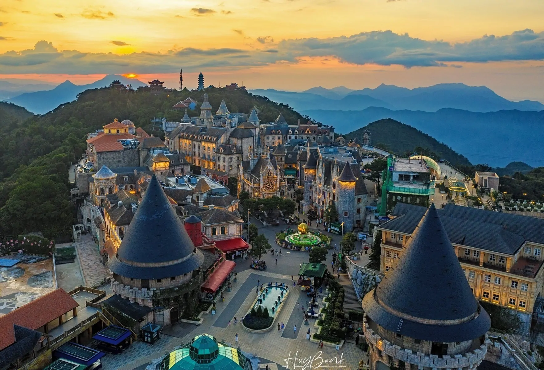 Ba-Na-Hill-Group-Tour-3