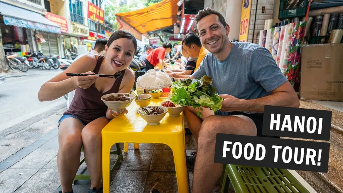 Hanoi Local Food Tour with Train Street and Old Quarter Highlights