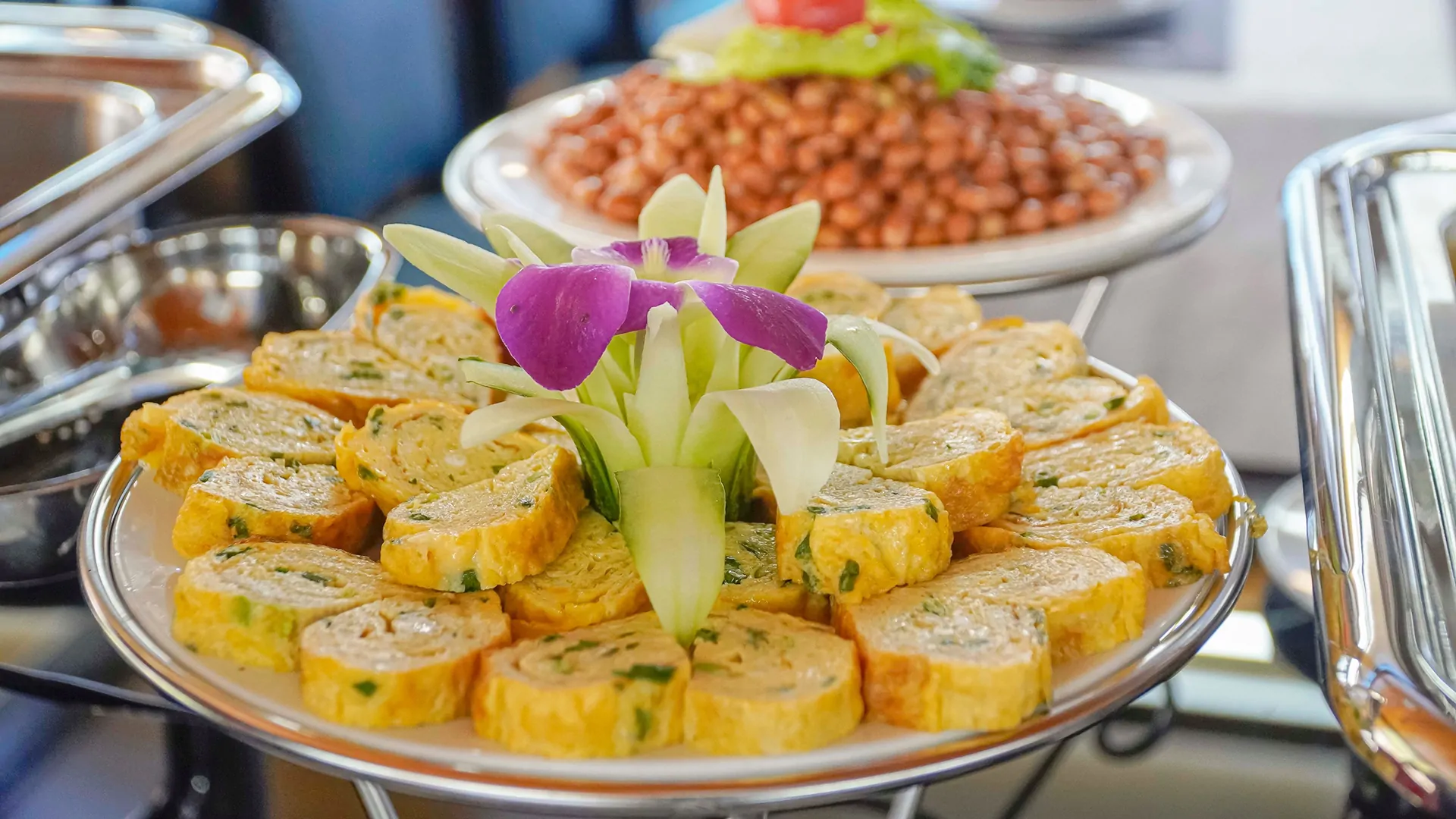 Ha-Long-Bay-Luxury-Alova-Cruise-with-Transfer-and-Lunch-Saigon-Adventure-6